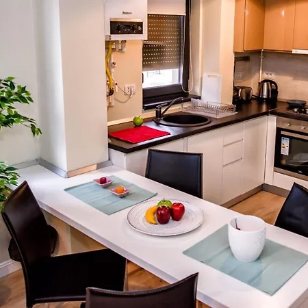 Apartament Aquarium Năvodari